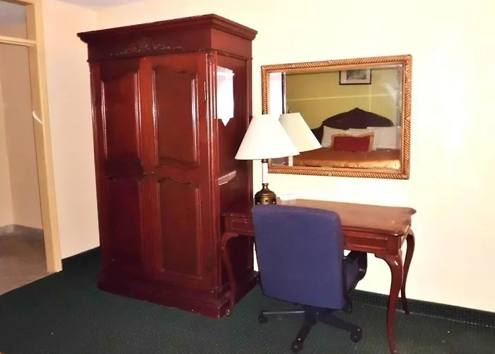 America'S Best Inn & Suites-Lakeland